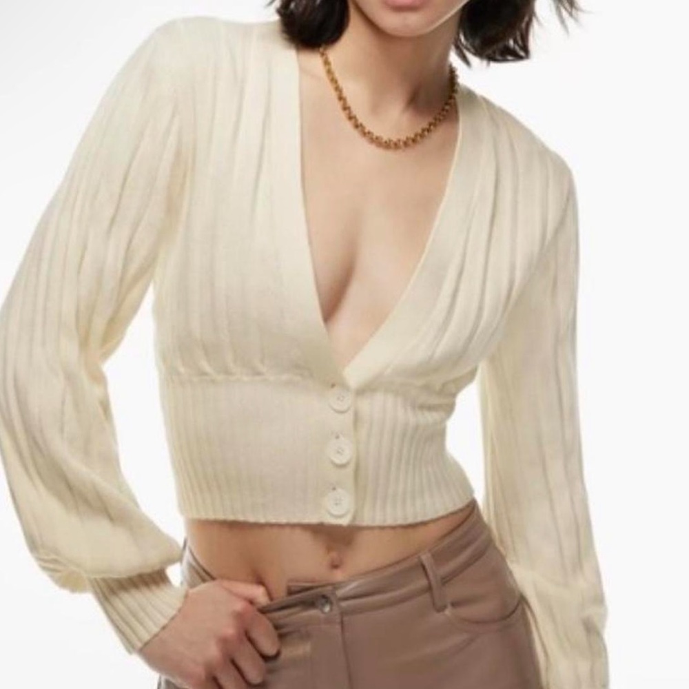 [Wilfred | Aritzia] Cropped Cream Button Up Cardi… - image 1